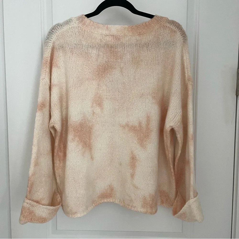 By Anthropologie Maggie Bell Sleeve Oversized V-neck Pullover Sweater.    G68